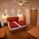 Seebaer Velden 3* 沃尔特湖畔韦尔登