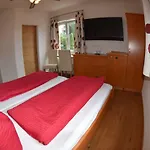Seebaer Velden 住宿加早餐酒店 3*
