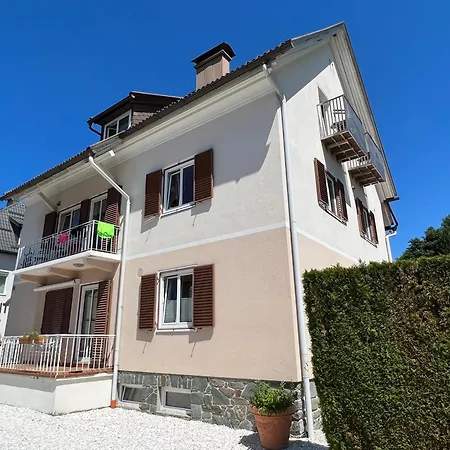 Seebär Velden Frühstückspension