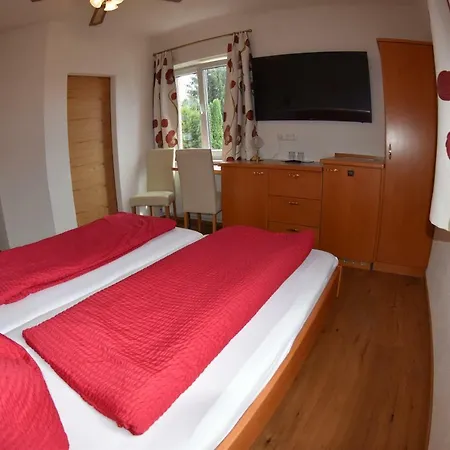 Seebaer Velden Отель типа 